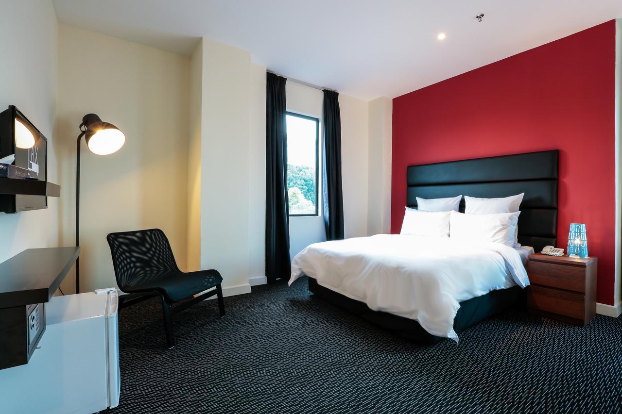 Lax Boutique Hotel Кланг Екстериор снимка