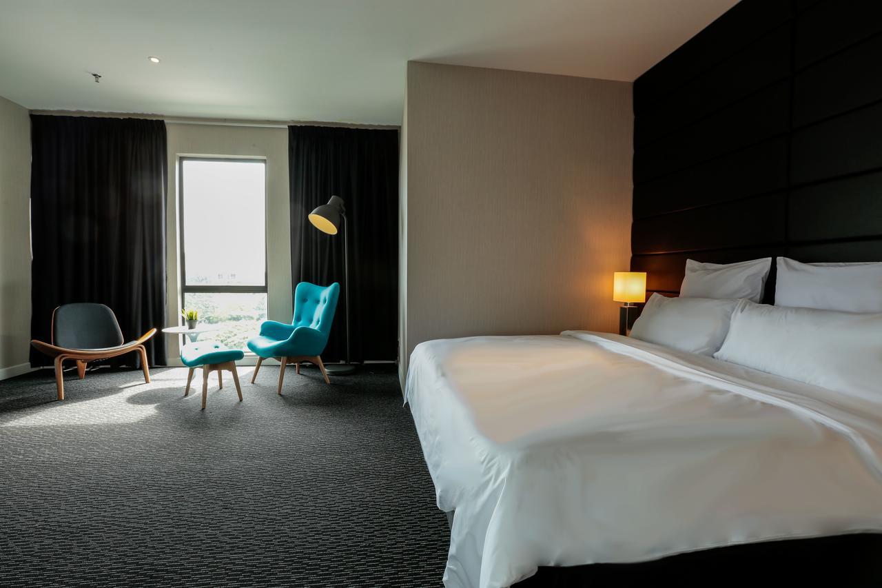 Lax Boutique Hotel Кланг Екстериор снимка