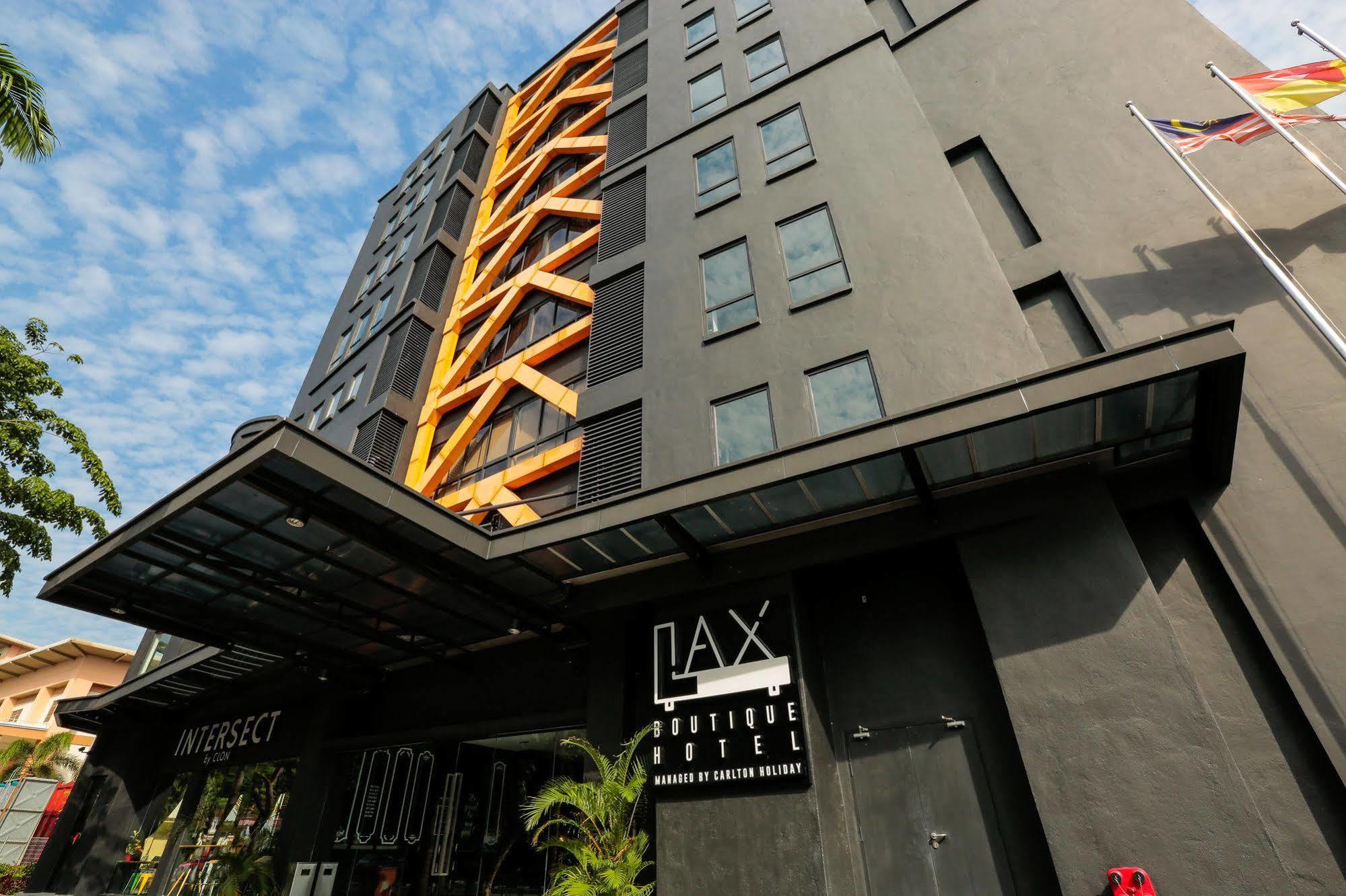 Lax Boutique Hotel Кланг Екстериор снимка