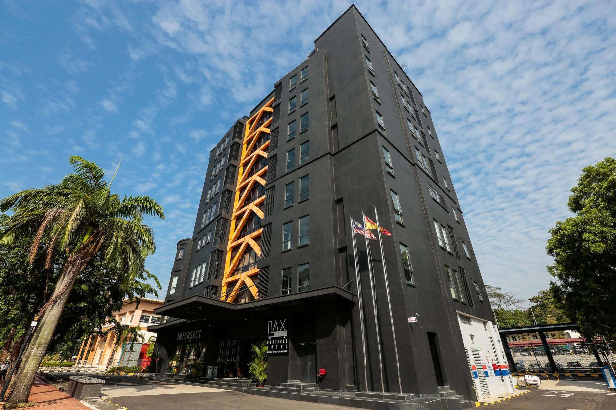 Lax Boutique Hotel Кланг Екстериор снимка
