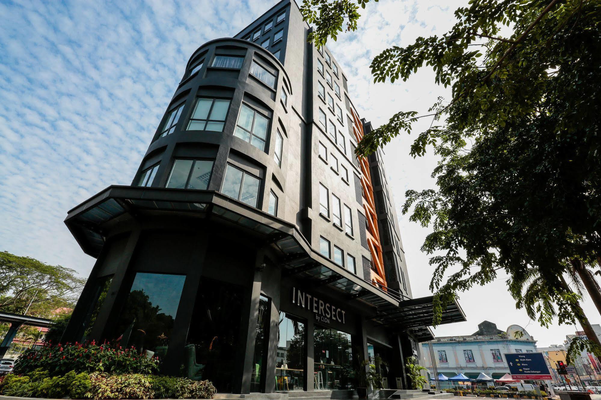 Lax Boutique Hotel Кланг Екстериор снимка